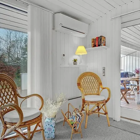 Ferienhaus Awesome In With Kitchen