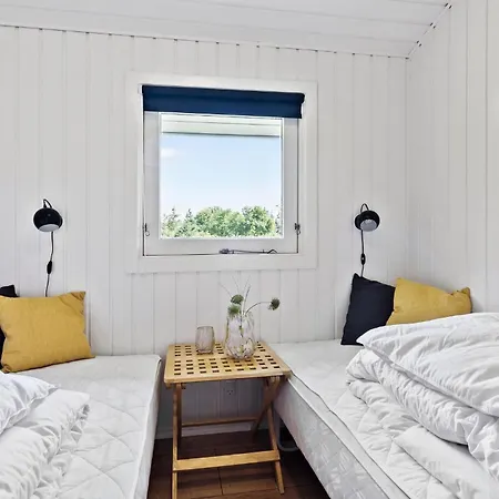 Awesome In With Kitchen Holiday home *