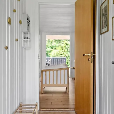 Awesome In With Kitchen Holiday home *
